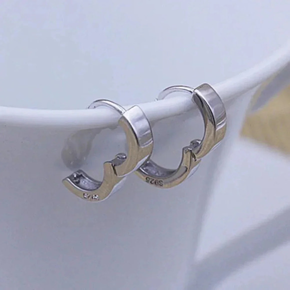 925 Sterling Silver Huggie Hoop Earrings - Picture 3 of 6